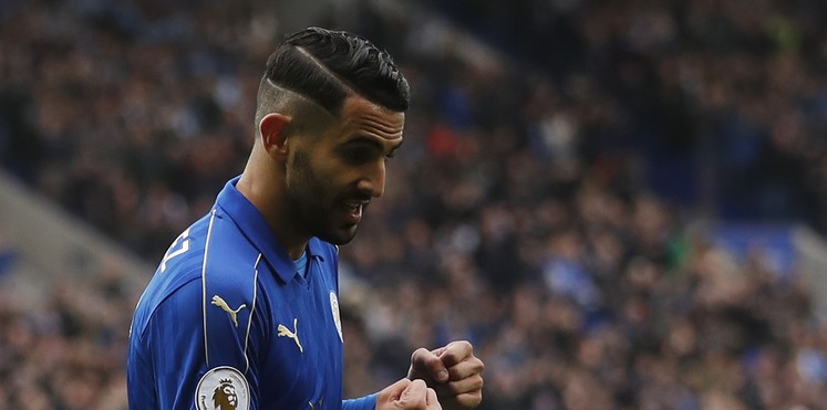 6 أندية كبرى تطارد رياض محرز..