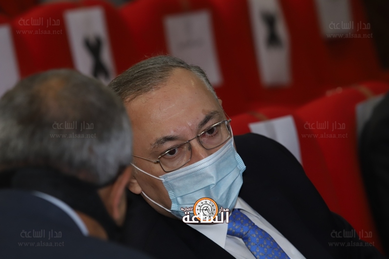 الخصاونة: الحكومة ملتزمة بملاحقة الفاسدين والمفسدين