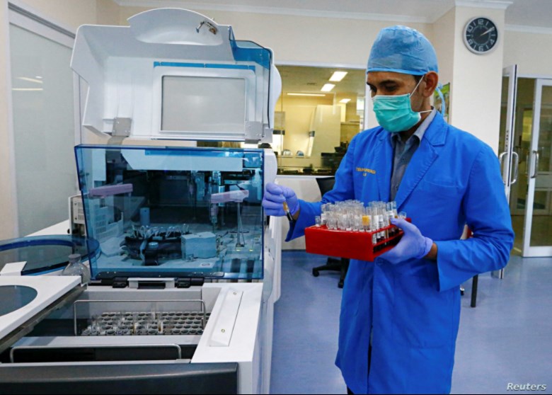 «معرضون للإصابة مثل البالغين».. تأثير سلالة