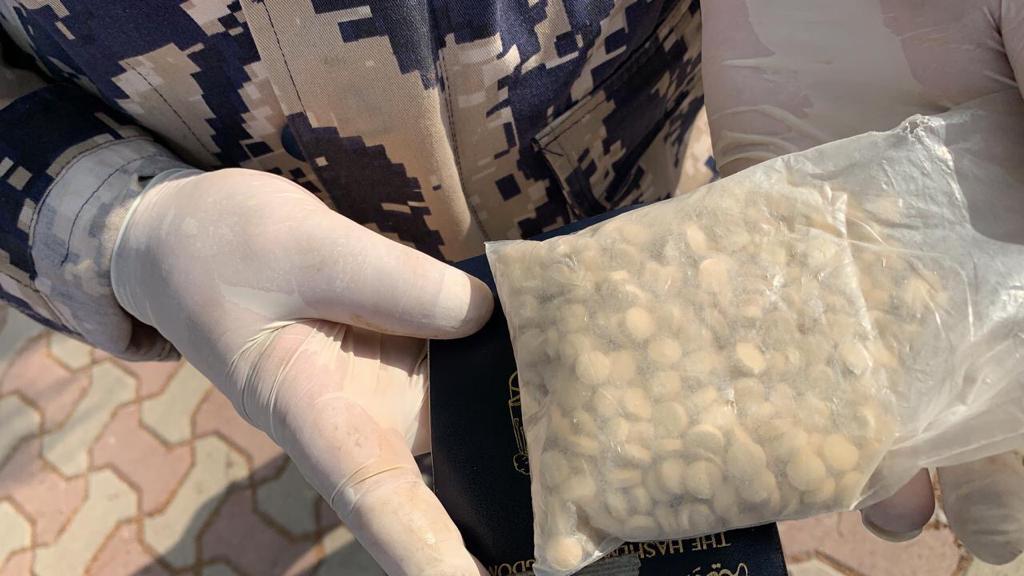 كم «قضية مخدرات» تعامل معها مركز