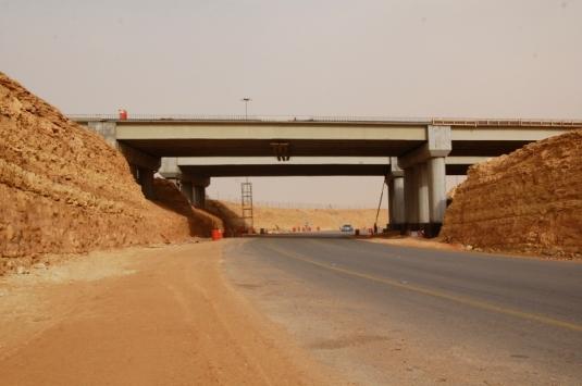 إربد الدائري متاح لسير المركبات قبل