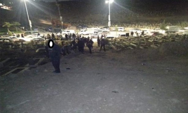 إحالة سائق الجرافة وشخص طلب توسعة