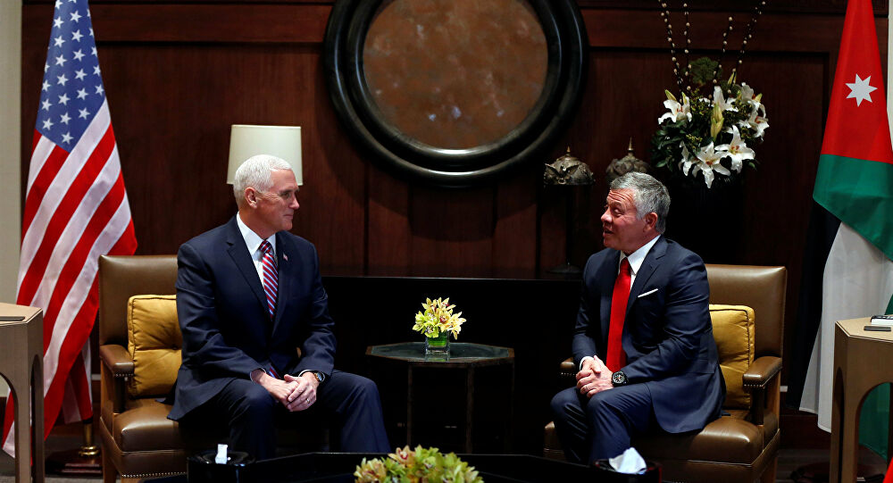 نائب ترامب: سعيد جدا باتصالي مع