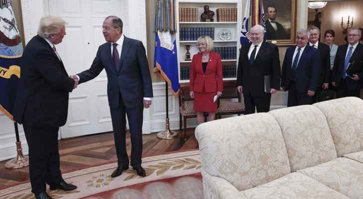 صور ترمب المحرجة.. ’خيانة‘ روسية تثير