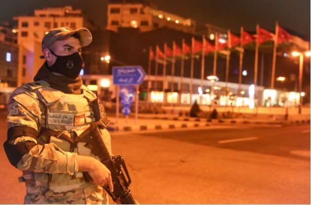 القوات المسلحة تنتشر على مداخل ومخارج