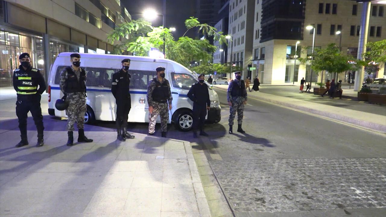 بالصور: انتشار أمني بالتزامن مع الاحتفالات