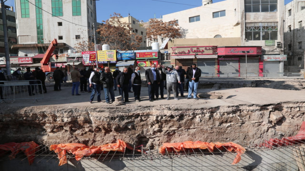 أمين عمّان يؤكد ضرورة الإسراع في