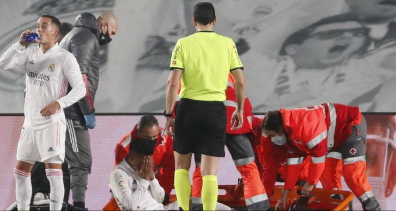 ضربة لريال مدريد.. مهاجمه الشاب سيغيب