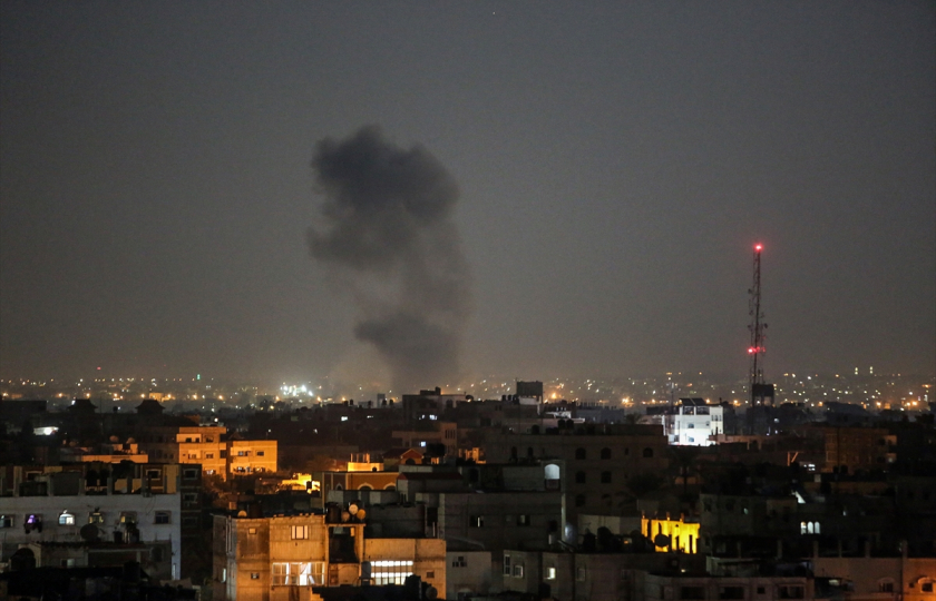 ألحق أضرارا بمشفى للأطفال ومركز للإعاقة..