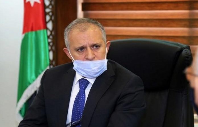 «القطامين» يبحث مع اصحاب المكاتب تعديل