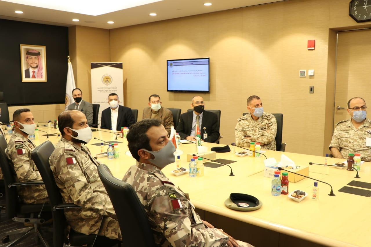 الملحق العسكري القطري يزور المركز الوطني