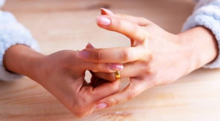 مصريان يقرران عدم الاعتداد بالطلاق الشفهي