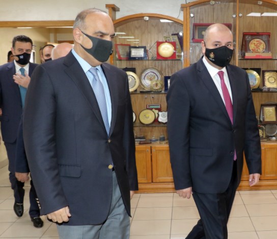 الخصاونة خلال لقائه العودات: عام استثنائي