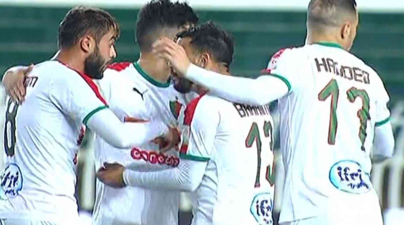 مولودية الجزائر يهزم الصفاقسي ويقترب من