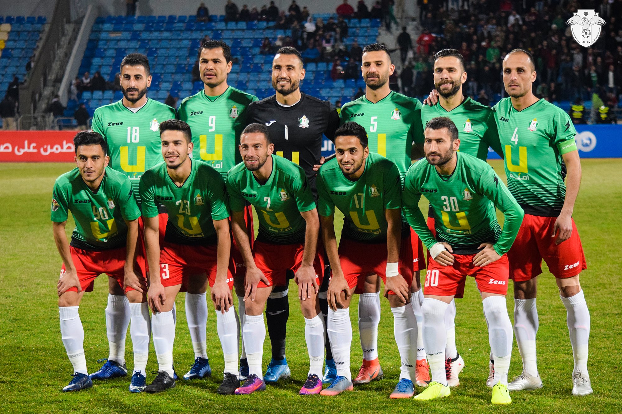 خطوة واحدة تفصل الوحدات عن اللقب