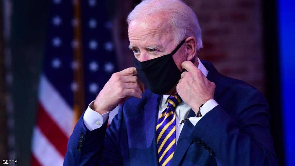 بايدن يستعين بقانون حربي من اجل