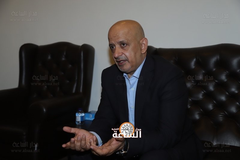 الحاج توفيق يطالب بإلغاء حظر الجمعة