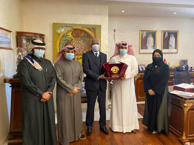 آل ثاني يستقبل فضل عبدالله فضل