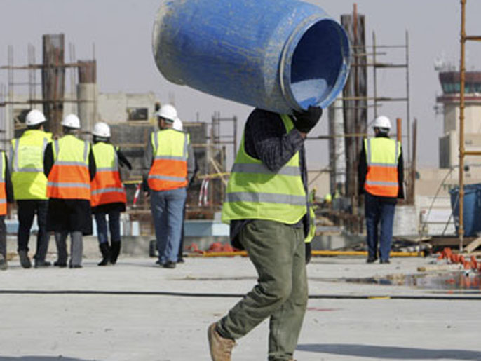 تعليمات جديدة لاستخدام العمال السوريين