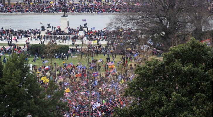 سي إن إن: الشرطة الأمريكية تتلقى