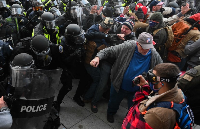 استقالة موظفة بارزة في البيت الأبيض