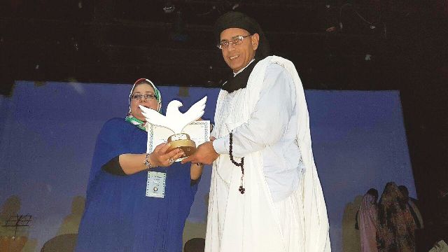 عمان الأهلية.. الفيومي يحصد جائزة أفضل