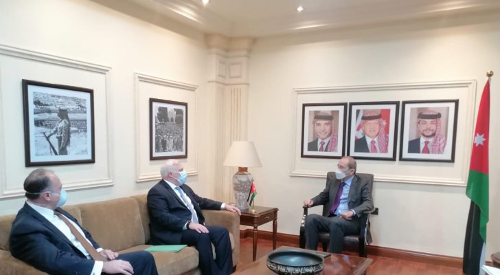 وزير الخارجية يلتقي المبعوث الأمريكي الخاص