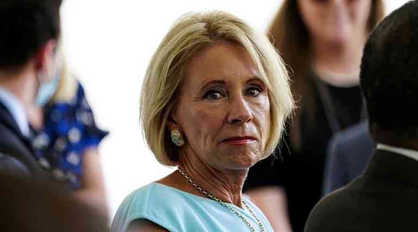 استقالة وزيرة ثانية في إدارة ترامب