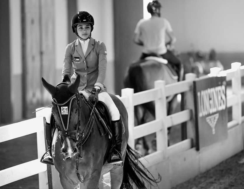 الفارسة الأردنية ليان المومني تفقد جوادها