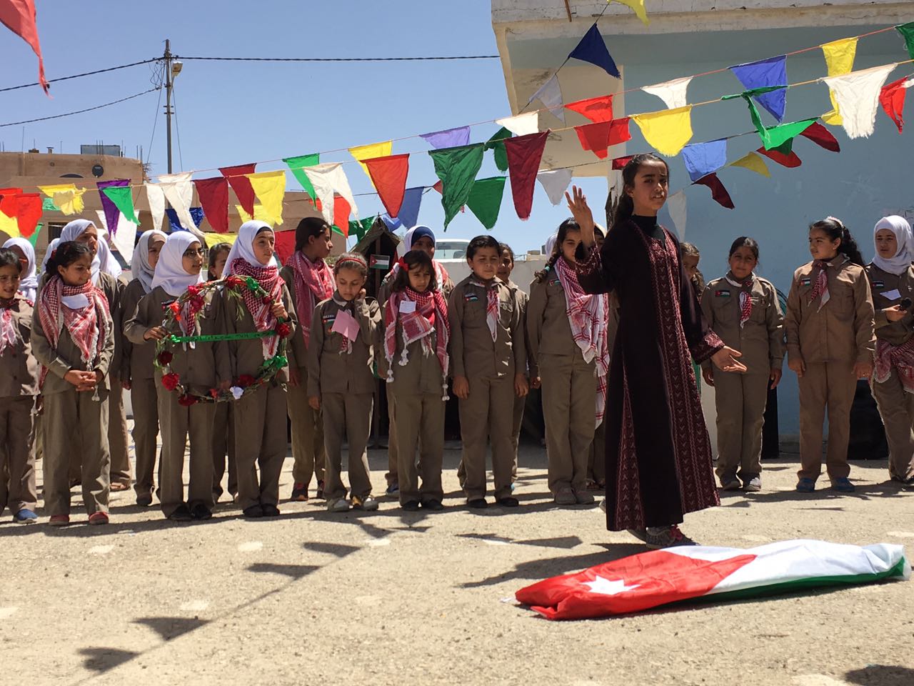 مخيم كشفي في مدرسة عفرا الانصارية