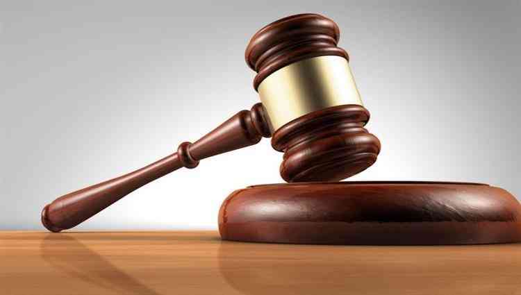 10 آلاف درهم تعويض لسيدة شتمت