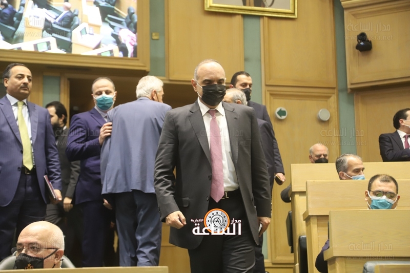 لقطات للنواب في الجلسة الصباحية (صور)