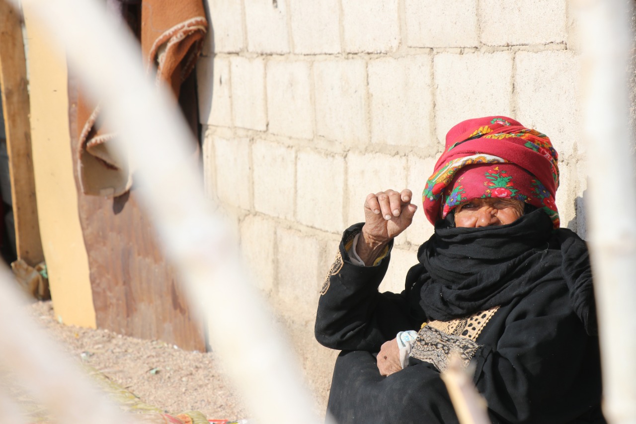 ستينية أردنية صماء خرساء وبعين واحدة