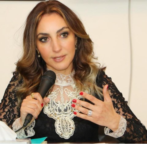 رلى السماعين تكتب: المنصات الافتراضية، وعي