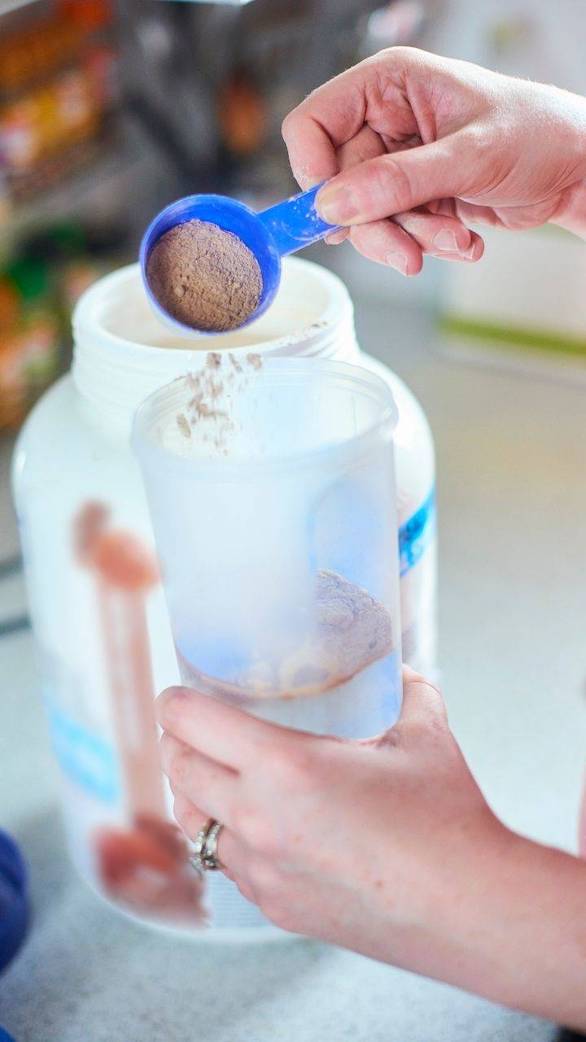 أهم أخطاء اللياقة التي تمنعك من