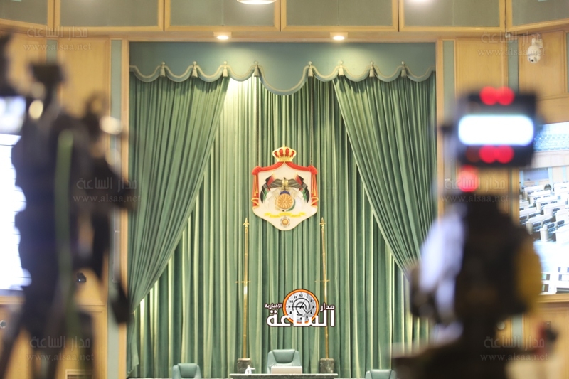 38 نائبا حجبوا الثقة عن حكومة