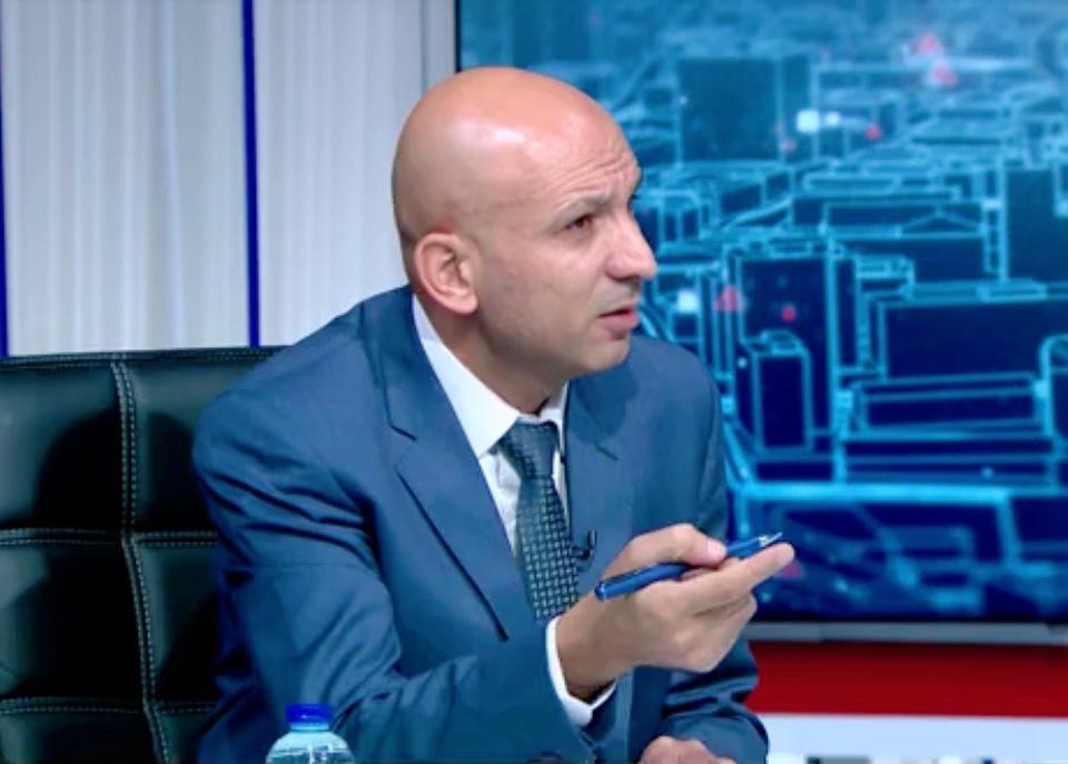 أبو زيد يكتب: مزيدا من السجون..