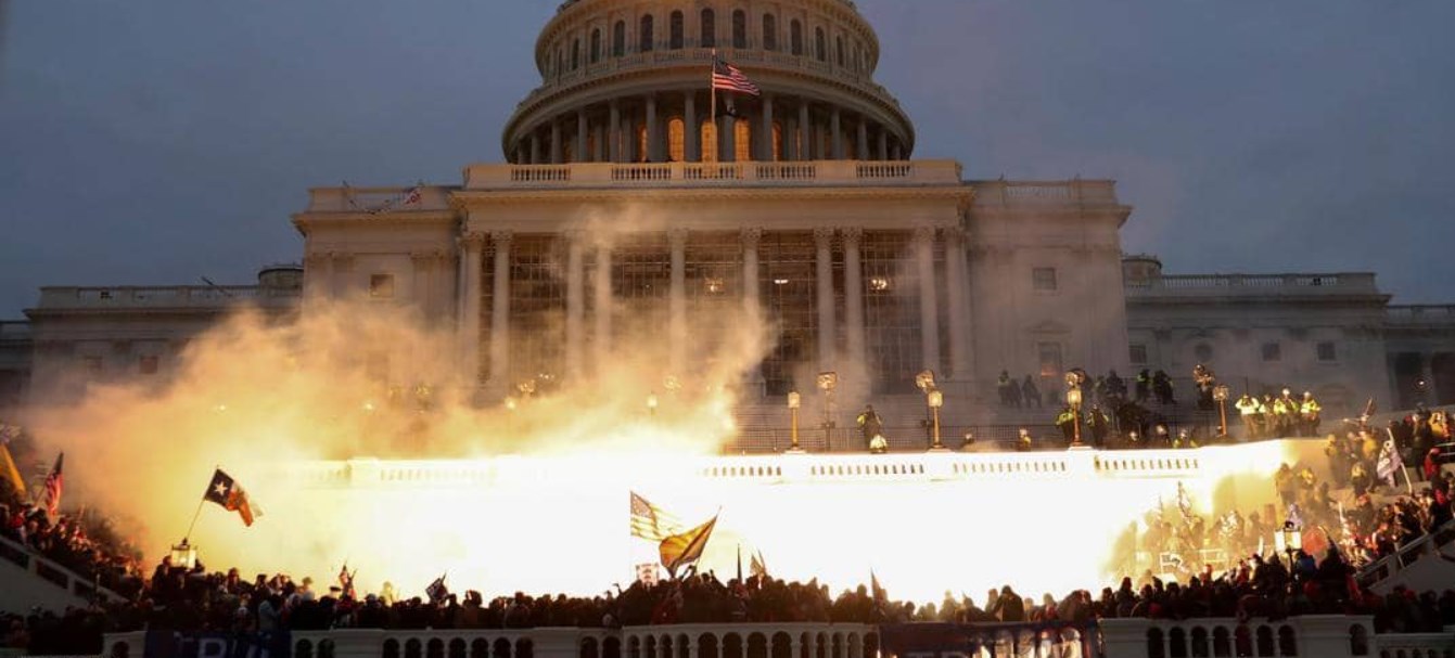 14 دقيقة و30 مترا.. كيف نجا