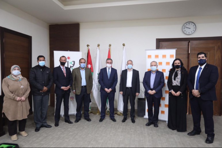 وزارة الشباب وأورانج الأردن توقعان اتفاقية