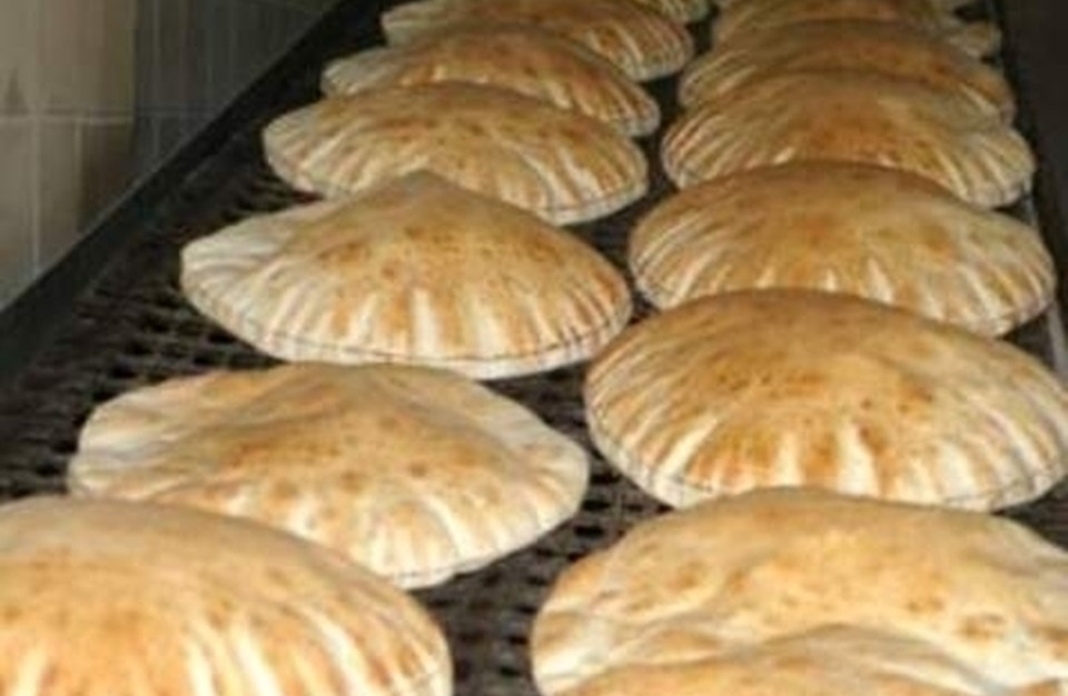 زيادة كميات الطحين للمخابز تحسبا للأحوال