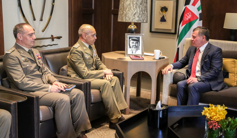 الملك يستقبل رئيس هيئة الأركان الإيطالي