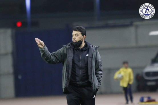 الرمثا يتفق مع جمال محمود ويجدد