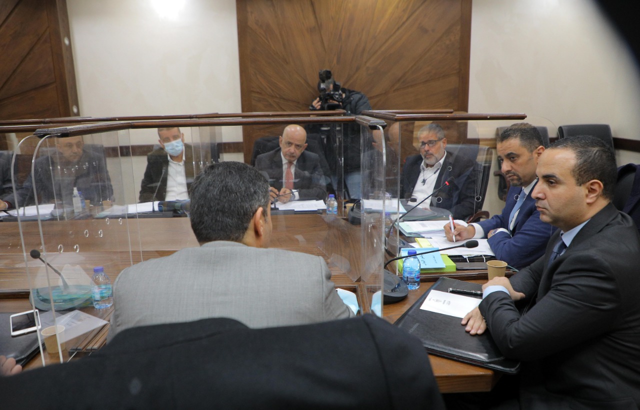 الاقتصاد النيابية تبحث آثار كورونا على