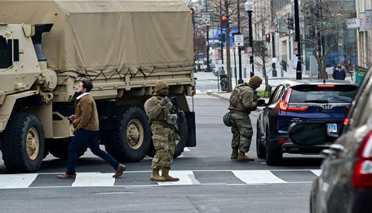 حريق يتسبب في إخلاء موقع تنصيب