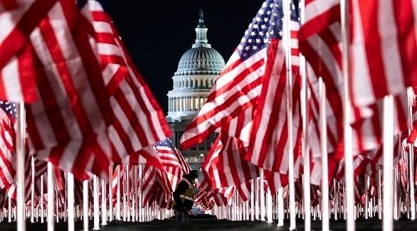 200 ألف علم في واشنطن لتمثيل