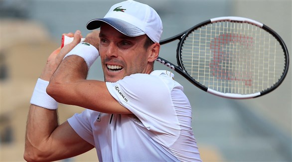 باوتيستا: أملك واي فاي فقط في