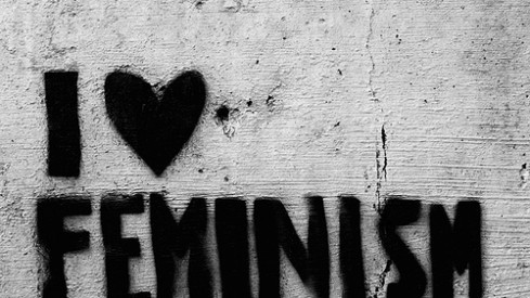 النسوية.. بضاعة فاسدة