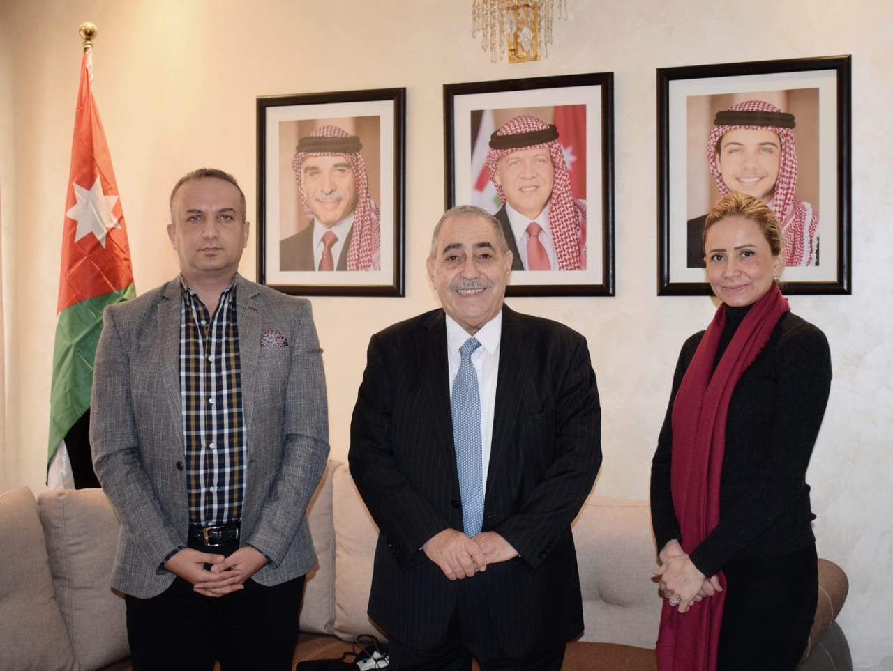 رئيس لجنة صحة الأعيان يزور بنك