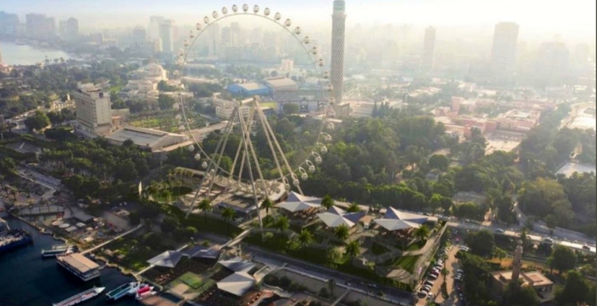 عجلة القاهرة تغضب المصريين.. مشروع سياحي