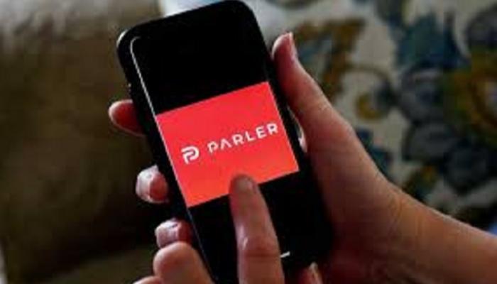 أمازون تحظر بارلير.. ضربة جديدة لـتطبيق